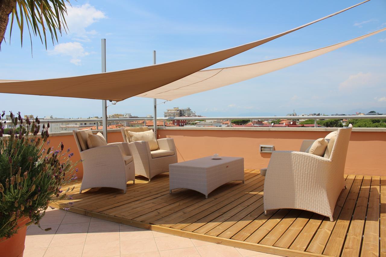 Hotel Piccolo Mondo Lido di Camaiore Exterior photo
